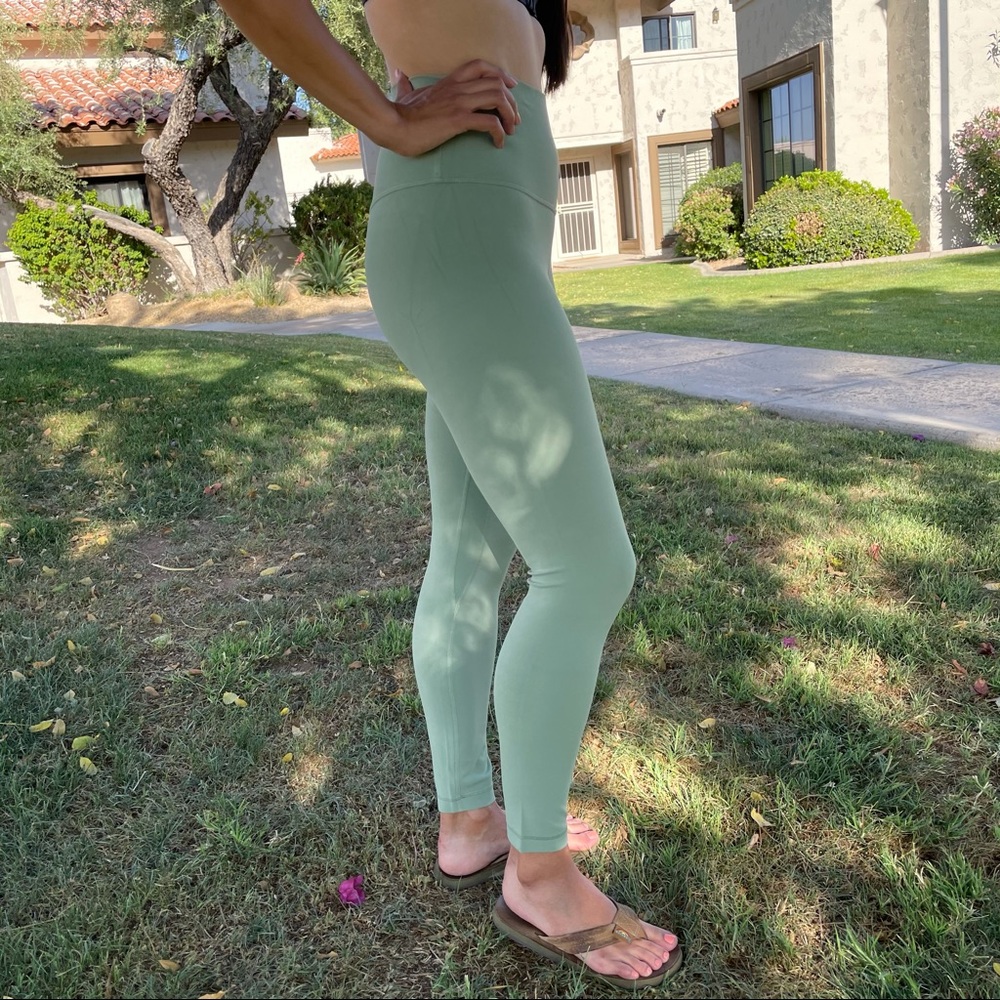 Lululemon Align HR Pant 25” - Picture 6 of 12